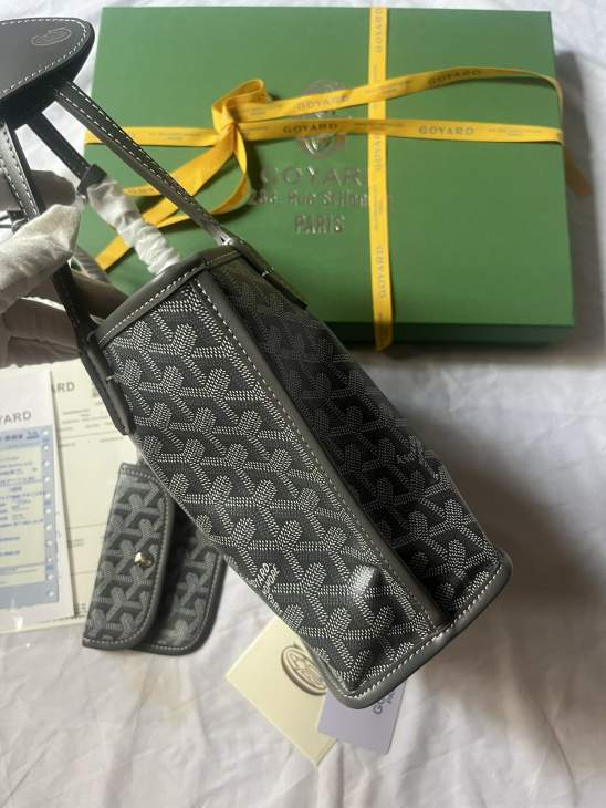 Picture of Goyard Handbags _SKUfw225669895fw